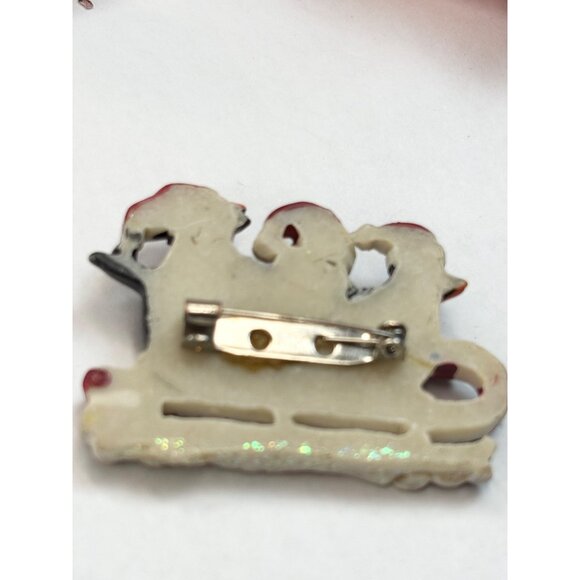 Penguin Sledding Brooch Pin Christmas-Themed Festive Jewelry With Glitter Accent - Picture 3 of 3